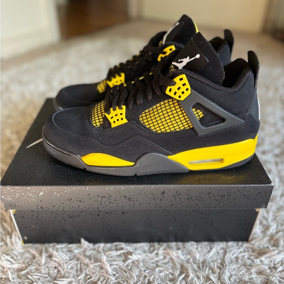 air jordan 4 retro black and yellow